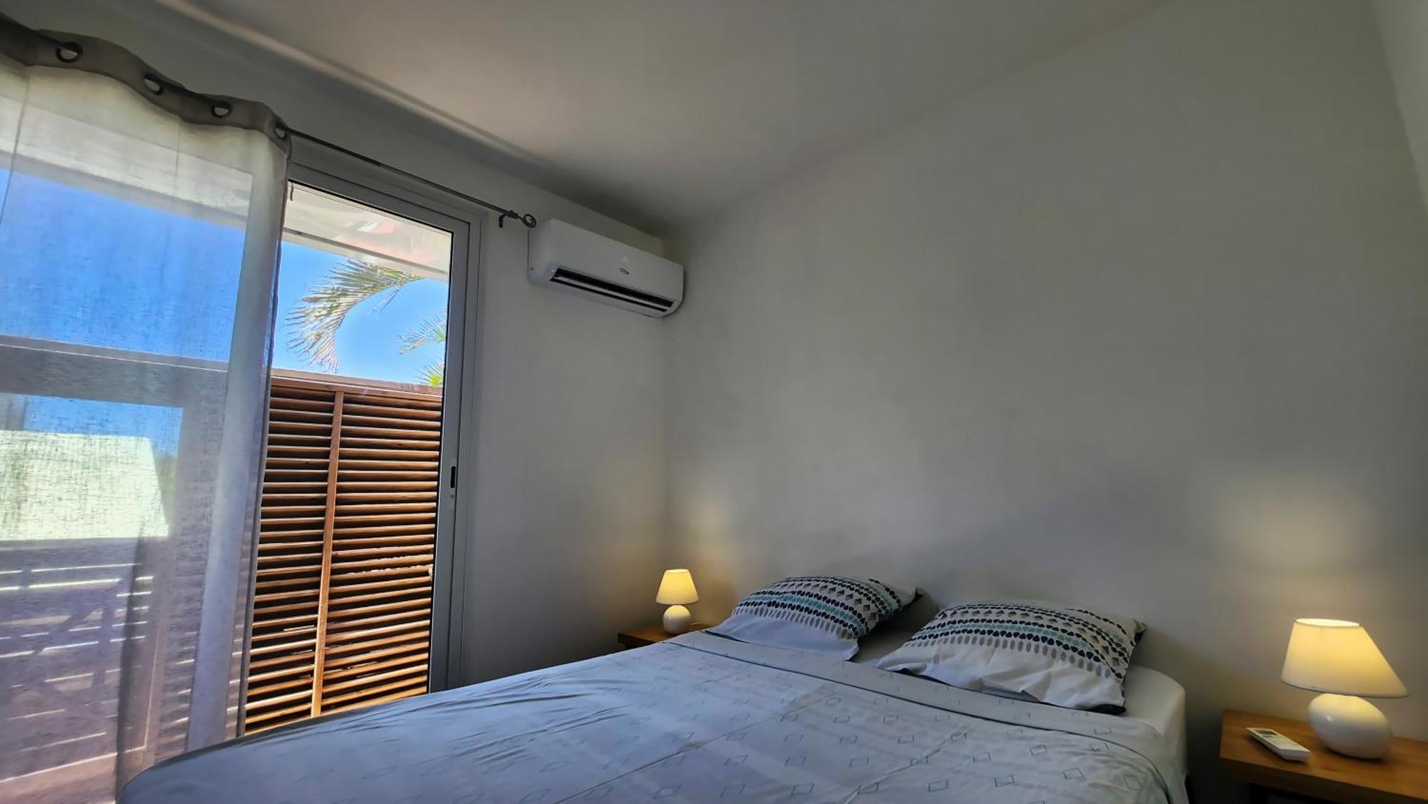 Le Manguier Apartment Сен-Пиер Екстериор снимка
